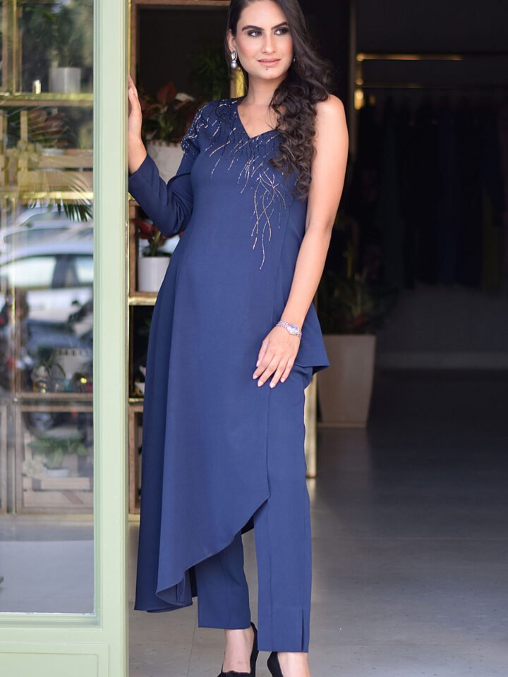 Navy Blue co-ord set with asymetric cut. — alternate view 2