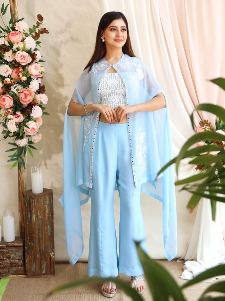 Organza Cape with thread and hand embroider with lace bustier paired with oraganza bell bottoms — alternate view 3