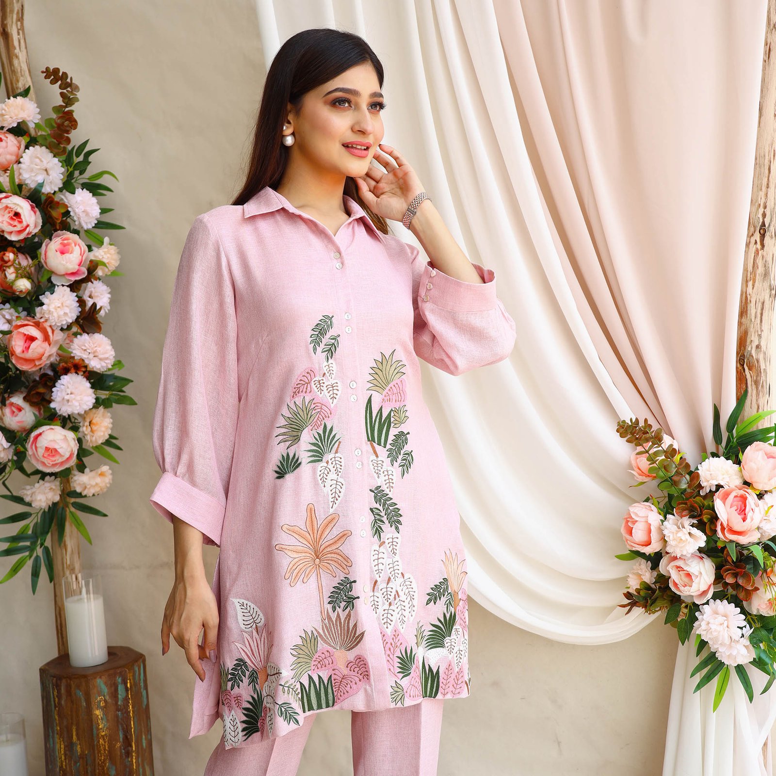 Blush pink Sote jute tunic with delicate thread embroidery paired with fitted pants — alternate view 2