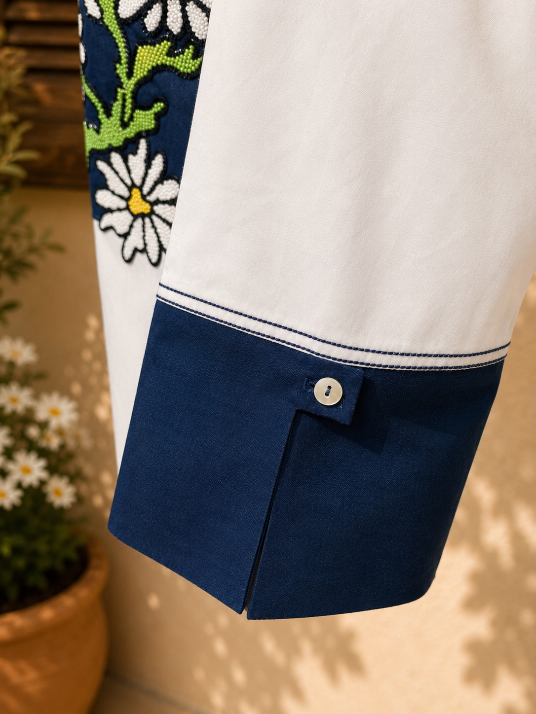 Ivory Daisy Shirt – detail 3